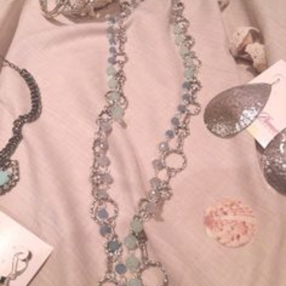 Premier Designs Under the sea necklace